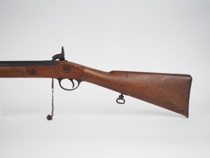 Fusil à percussion britannique Tower.  Canon rond avec hausse graduée 