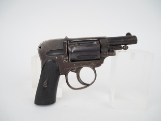 Vente aux enchères Revolver Hammerless, cinq coups, calibre 6 mm.  Canon rond. Carcasse g