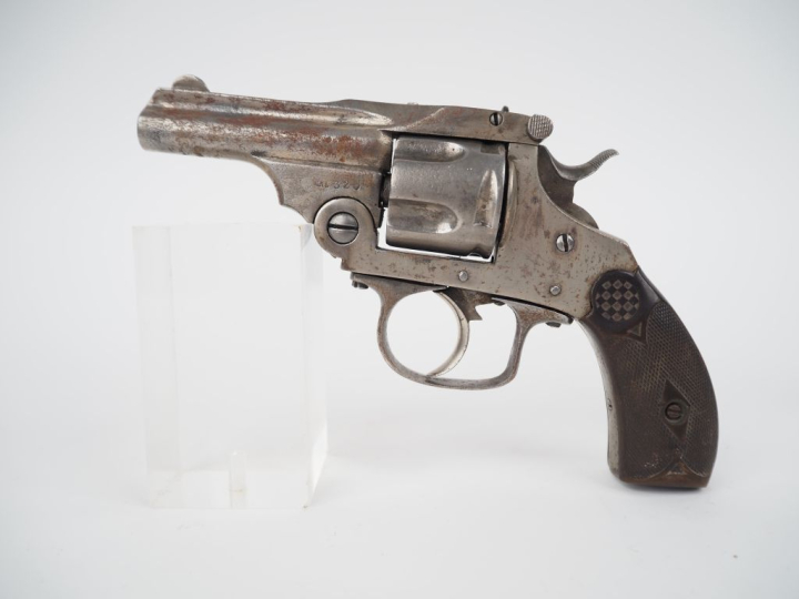 Revolver type Smith   Wesson Top Break, cinq coups, calibre 320, DA.  