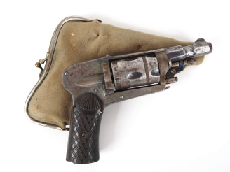 Vente aux enchères Revolver Hammerless, cinq coups, calibre 6 mm velodog.  Canon rond à p