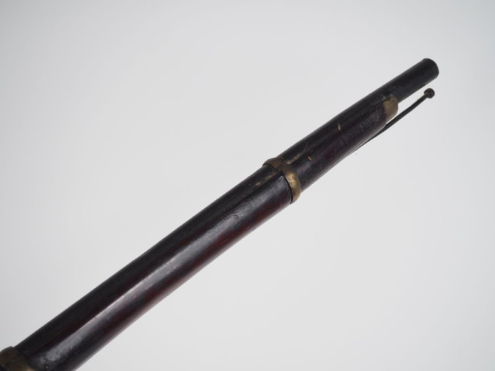 Ensemble de quatre fusils à silex dit « de traite » pour la décoration