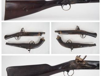 Vente aux enchères Ensemble de deux fusils à silex dit « de traite » et deux fusils à sil
