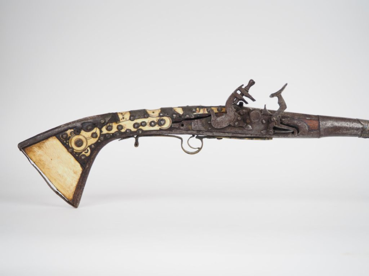 Grand fusil à silex d’Afrique du Nord dit « Moukalah »  Canon rond, à 