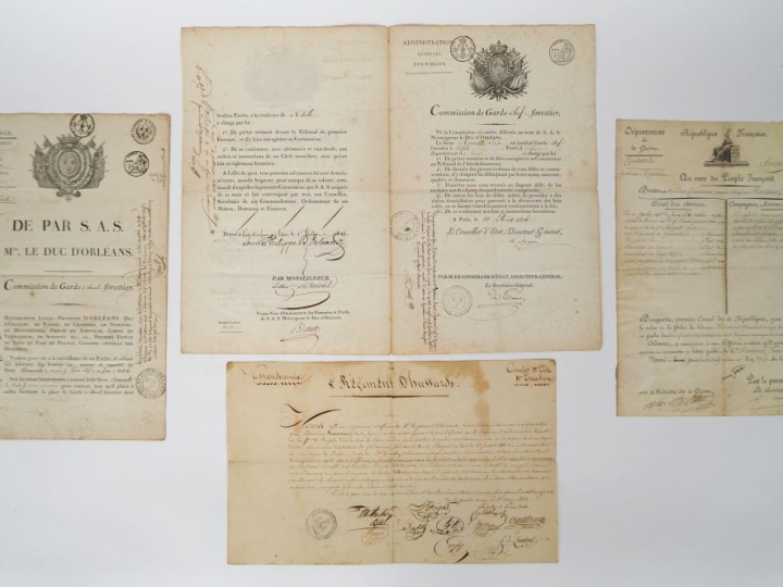 Ensemble de sept documents comprenant :  Documents sur le Capitaine Ja