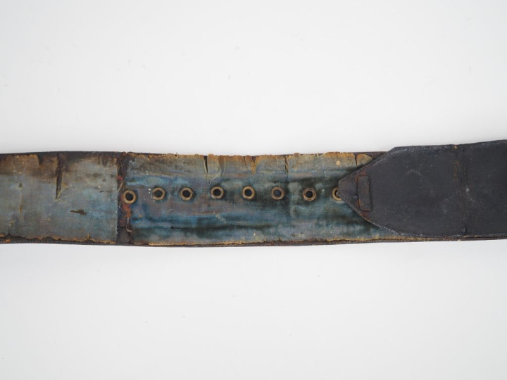 Giberne d’officier de chasseurs à cheval modèle 1872.  Coffret à côtés