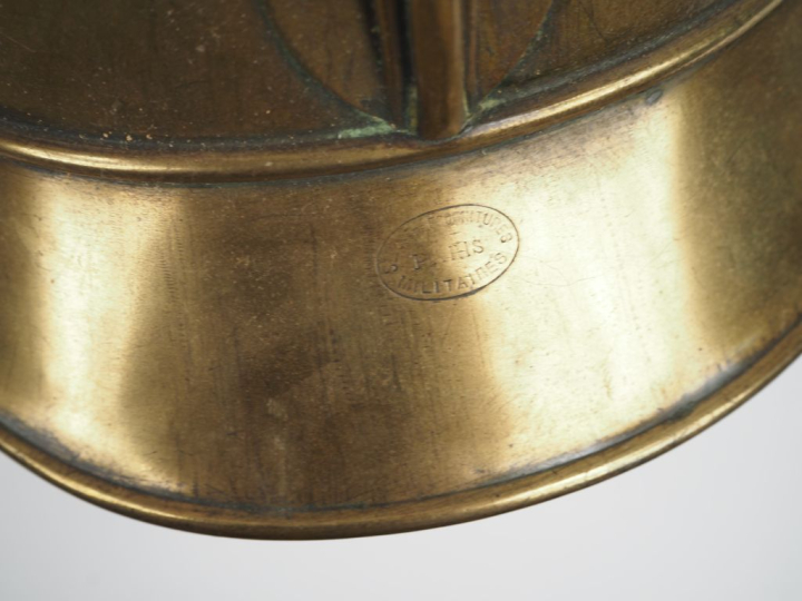 Casque anti éclats US M4A2, à oreilles.  Recouvert de toile. Jugulaire