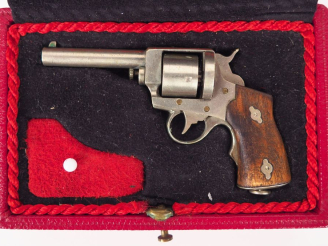 Vente aux enchères Revolver Lefaucheux de marine modèle 1870 miniature Plaquettes de cros