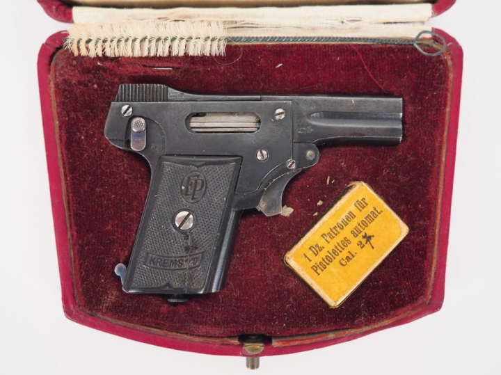 Pistolet automatique Kolibri, calibre 2,7 mm.  Finition bronzée et ble