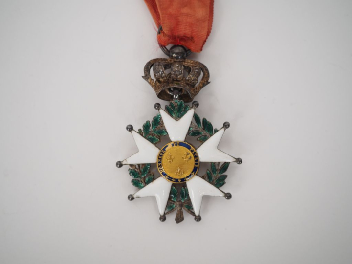 FRANCE  ORDRE DE LA LEGION D’HONNEUR  Etoile de chevalier d’époque Res