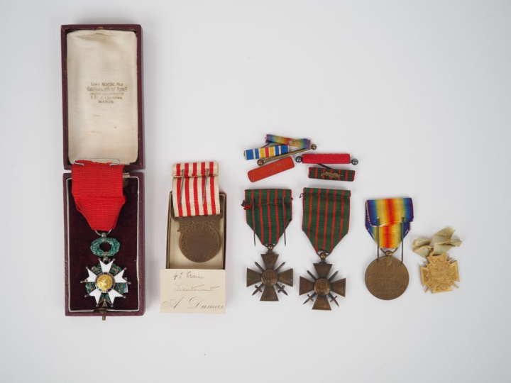 SOUVENIRS DU LIEUTENANT DU TRAIN A.DUMAS (4e régiment).  Ensemble comp