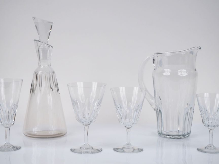 BACCARAT. Partie de service de verres en cristal.  Comprenant:  - 12 f