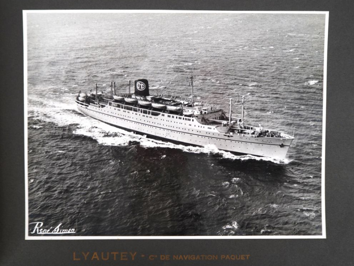 Carnet de photographies de la Compagnie Nationale Paquet sur le navire