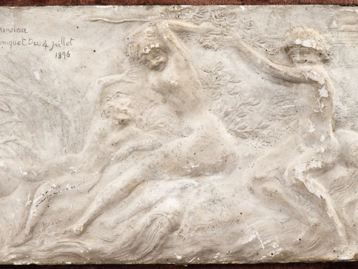 Antoine BOURDELLE. "Les trois rivières". Bas relief en plâtre.en signé