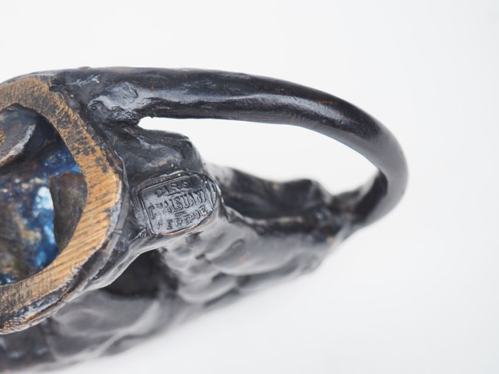 Francois POMPON (d'après). "Panthère jouant". Sujet en bronze à patine