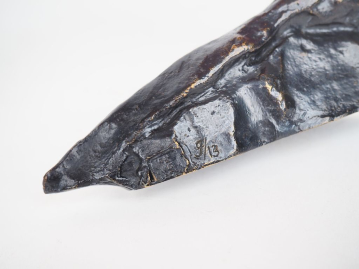 Francois POMPON (d'après) "Faisan". Sujet en bronze à patone noire.  S