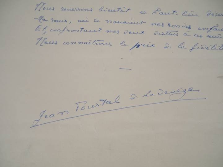 MAI THU (1906-1980) Dessin à l’encre noire sur papier, illustrant un p