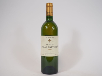 Vente aux enchères 1 BOUTEILLE CHÂTEAU LAVILLE HAUT BRION BLANC CC GRAVES - 2000