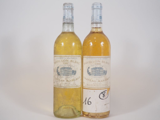 Vente aux enchères 2 BOUTEILLES PAVILLON BLANC DU CHÂTEAU MARGAUX : 1 de 1997 BG/BS/ELA -