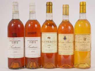 Vente aux enchères 5 BOUTEILLES : 1 CHÂTEAU LAURETTE STE CROIX DU MONT 1991 - 2 SAUTERNES