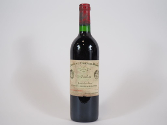 Vente aux enchères 1 BOUTEILLE CHÂTEAU CHEVAL BLANC 1er GCC ST ÉMILION - 1974 - ELF