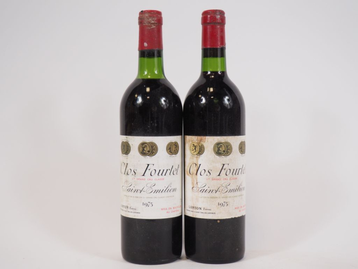 2 BOUTEILLES CLOS FOURTET 1er GCC ST EMILION - 1975 - 1 LB/1 ETS