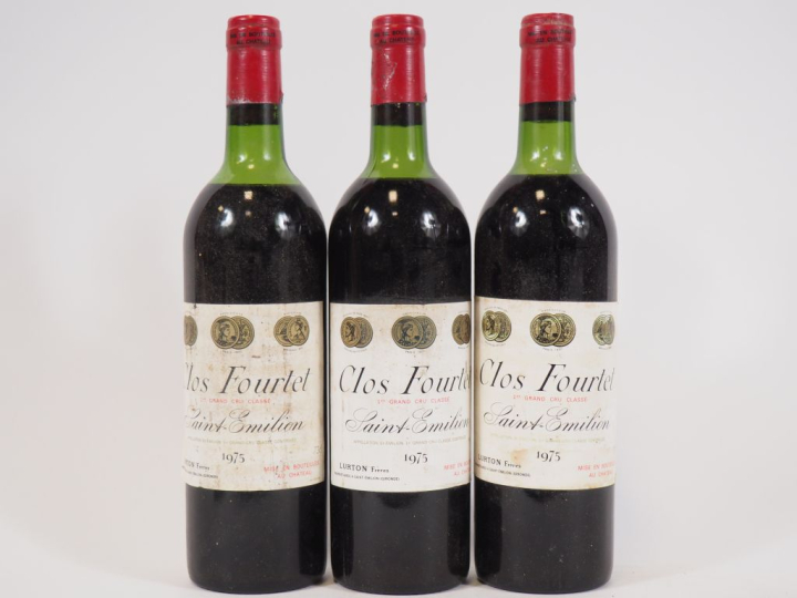 3 BOUTEILLES CLOS FOURTET 1er GCC ST EMILION - 1975 - 1 LB/2 HEP/BOUCH