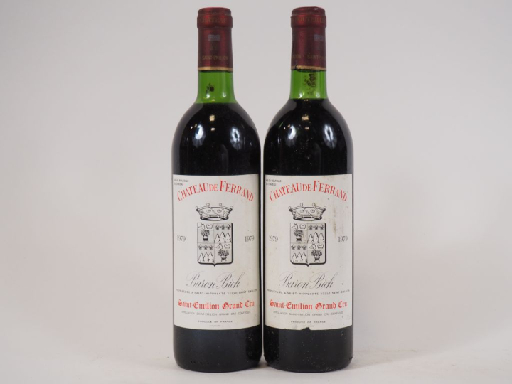 2 BOUTEILLES CHÂTEAU DE FERRAND GC ST EMILION - 1979 - LB