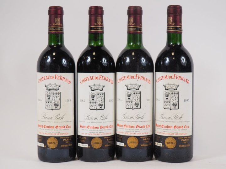 4 BOUTEILLES CHÂTEAU DE FERRAND GC ST EMILION - 1985 - CBO