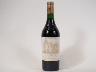 Vente aux enchères 1 BOUTEILLE CHÂTEAU HAUT BRION 1er GCC GRAVES - 1988