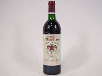 Vente aux enchères 1 BOUTEILLE CHÂTEAU LA GAFFELIÈRE 1er GCC ST EMILION - 1989 - BG