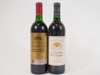 Vente aux enchères 2 BOUTEILLES de ST ÉMILON : 1 CARILLON DE L'ANGÉLUS GC 1989 - 1 CHÂTEA
