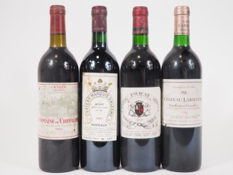 Vente aux enchères 4 BOUTEILLES : 1 CHÂTEAU FOURCAS HOSTEN LISTRAC MEDOC 1992 - 1 CHÂTEAU