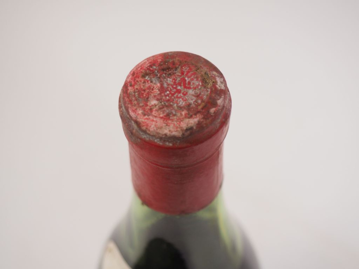 1 BOUTEILLE CLOS DE VOUGEOT GC DOMAINE GROS FRERE ET SŒUR - 1964 - 6 C