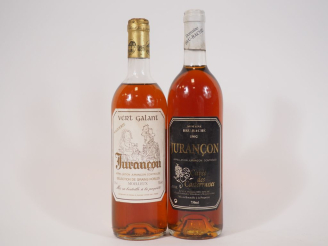 Vente aux enchères 2 BOUTEILLES JURANCON : 1 VERT GALANT MOELLEUX NM/CAPS LA - 1 DOMAINE 