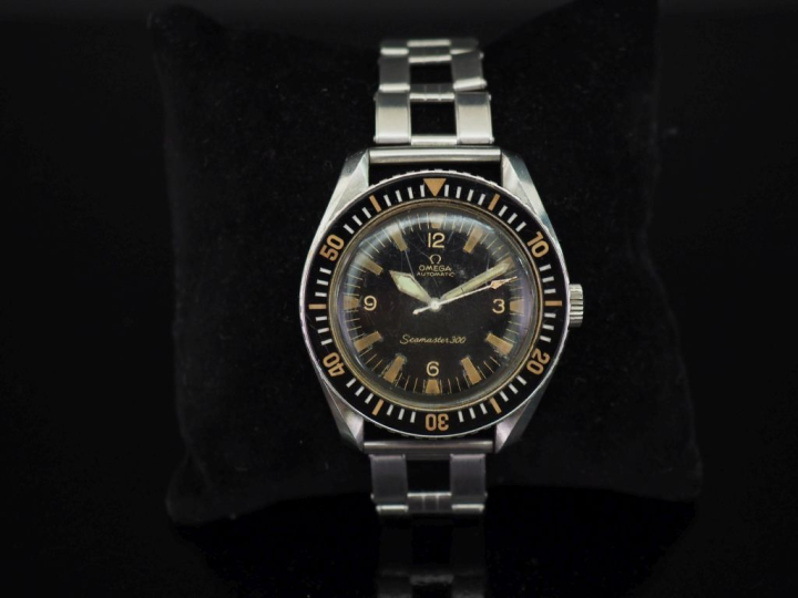 OMEGA Seamaster 300 Montre bracelet de plongée en acier Boîtier rond, 