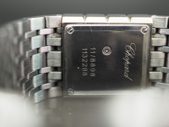 CHOPARD, Ice Cube Montre de dame carrée en acier.  Cadran et bracelet 
