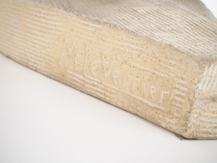 LE VERRIER.  "le lanceur de saguée". Grande sculpture en bronze à pati