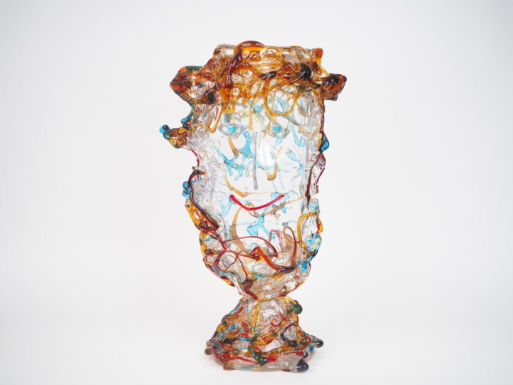 CONSTANTINI.  Vase sculpture en verre polychrome et filé de Murano, ap