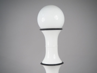 Vente aux enchères Enrico TRONCONI pour Vistosi.  Lampadaire bambou en verre de Murano.  