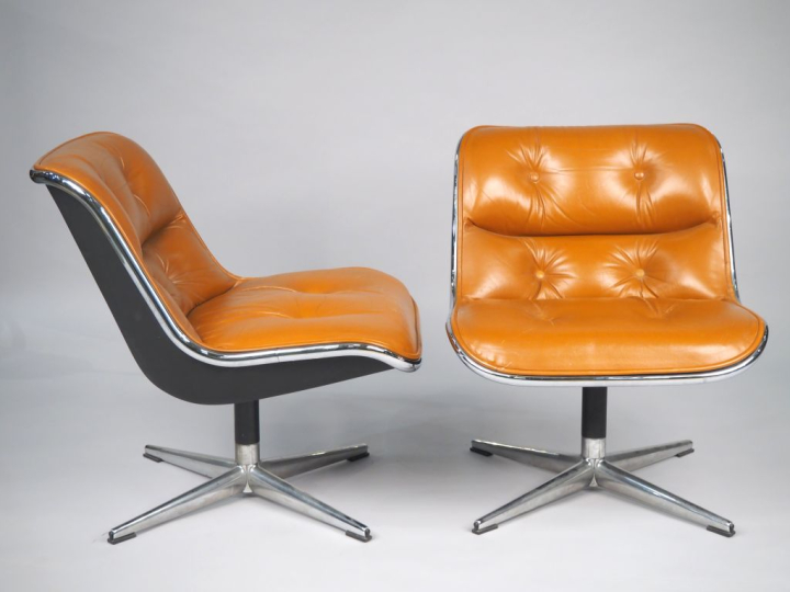 Paire de chauffeuses Pollock pour Knoll garniture de cuir cognac.