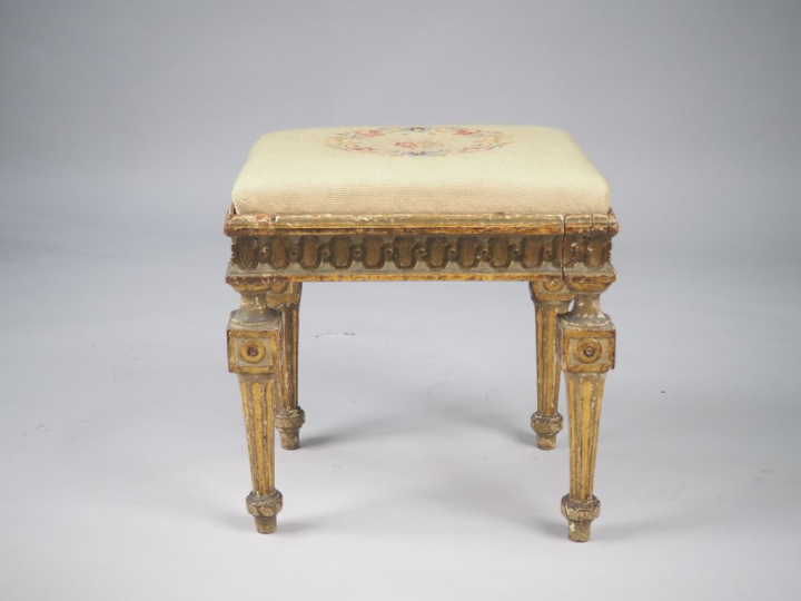 Tabouret italien fin XVIIIème en bois laqué gris et doré à décor de pi