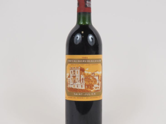 Vente aux enchères 1 BOUTEILLE CHÂTEAU DUCRU BEAUCAILLOU GCC ST JULIEN - 1985 - LB