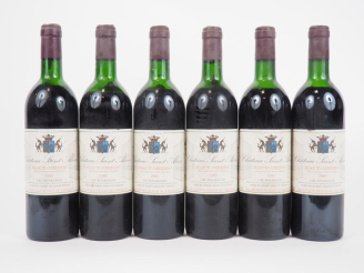 Vente aux enchères 6 BOUTEILLES CHÂTEAU SAINT AHON CB HAUT MEDOC - 1985 - 1 HEP/4 MEP/1 B