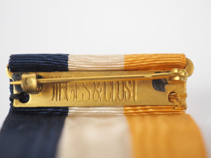 MEDAILLE DE RECOMPENSE OFFERTE PAR LE MAIRE DE NEW YORK A DIEUDONNE CO