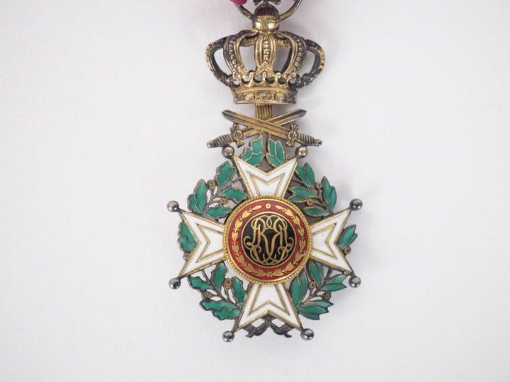 BELGIQUE  ORDRE DE LEOPOLD (1832) Croix d’officier à titre militaire r