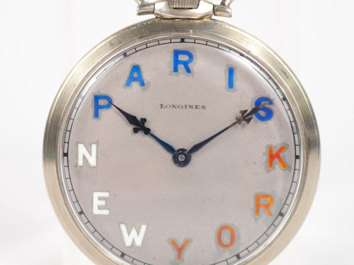 LONGINES.  Boitier No. 74923 Mouvement No. 4838578  Montre historique 
