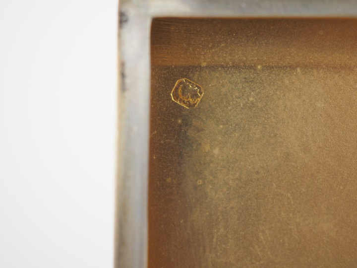 Cadeau de la ville de Bordeaux à Maurice Bellonte.  Dans son coffret e