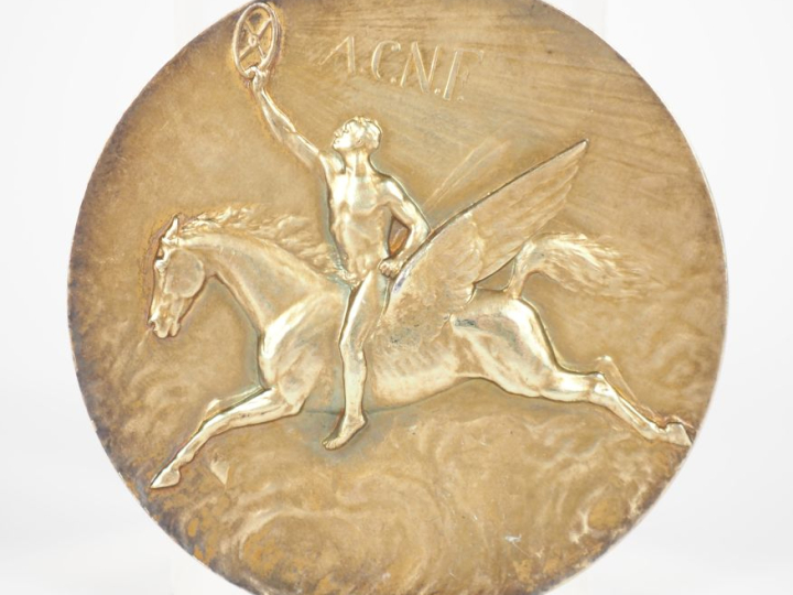 PIRON. Médaille en argent "Automobile Club du Nord de la France" à Die