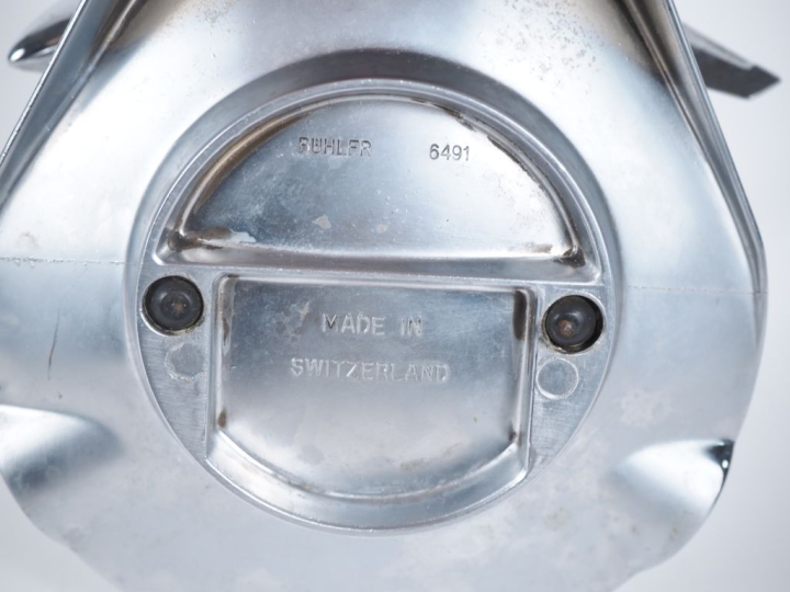 Coupelle et avion chromé Suiss Air.