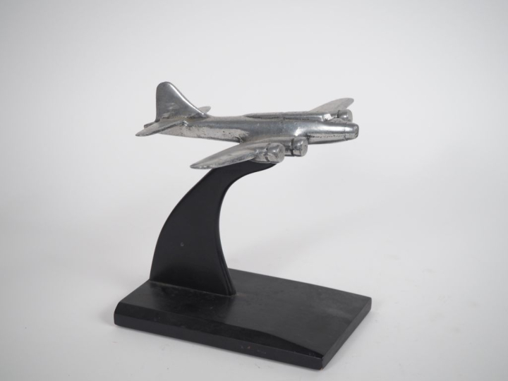 Avion bureau en aluminium.